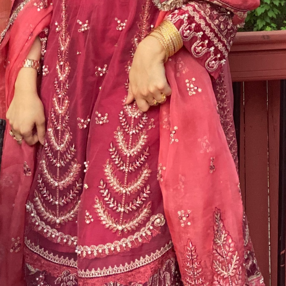 Dress - Picture 2 of 3